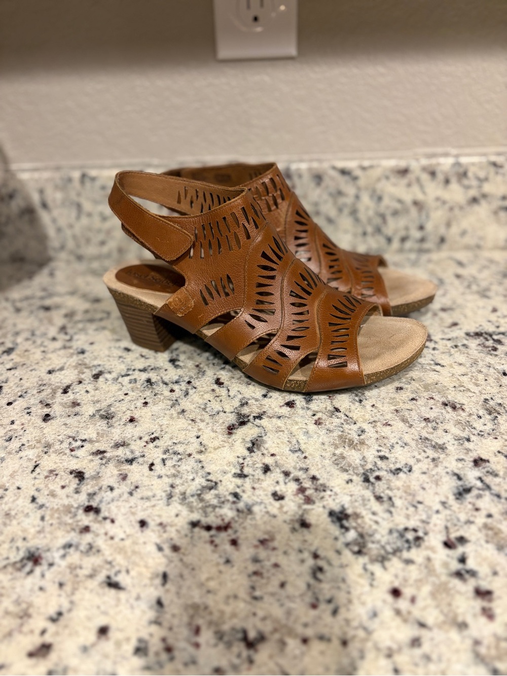 Josef Seibel Women Sunny 02 Sandals Brown Leather Cutout Block Heel 41 / 10-10.5